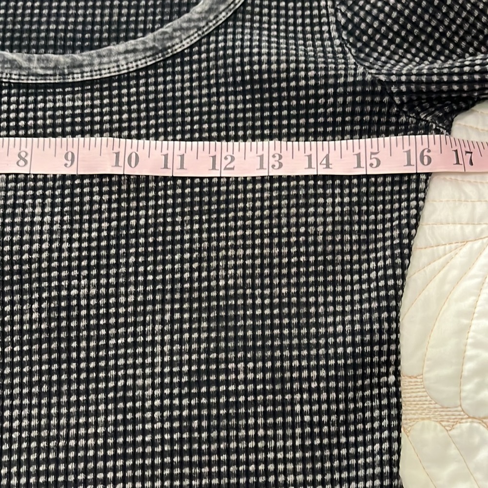 Long Sleeve Mineral Wash Waffle Cotton Top from Vintage Havana - Picture 9 of 10